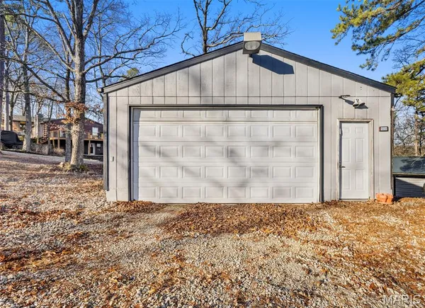 $197,500 | 13235 Lakeview Drive, Ste. Genevieve, MO 63670
