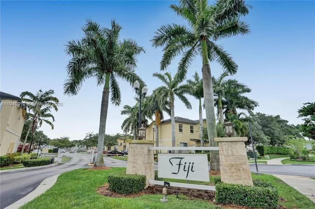 $2,100 | 134 Northeast 28th Terrace, Unit 4, Homestead, FL 33033