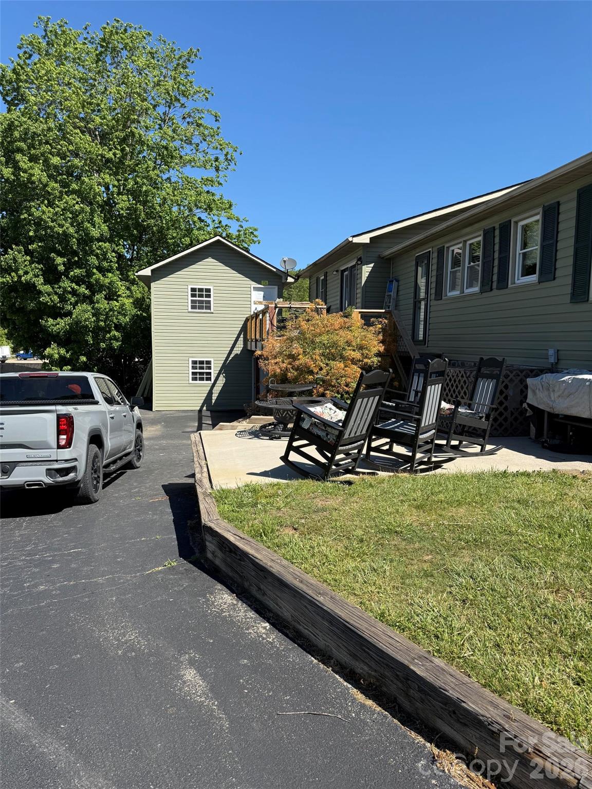 102 Phillips Road Spruce Pine, NC 28777 - Photo 11 of 13