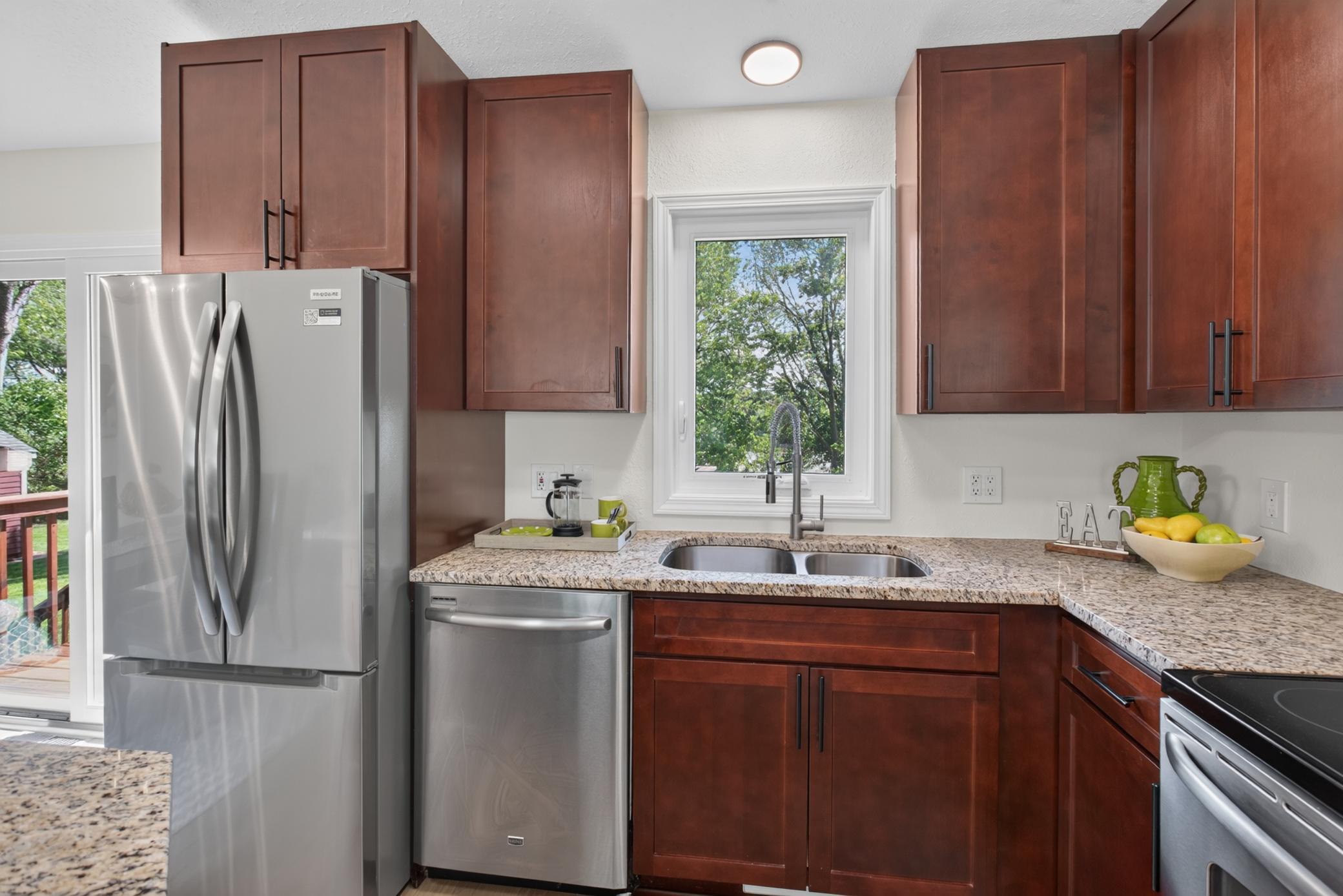6266 Rivlyn Avenue Northwest Anoka, MN 55303 - Photo 14 of 45