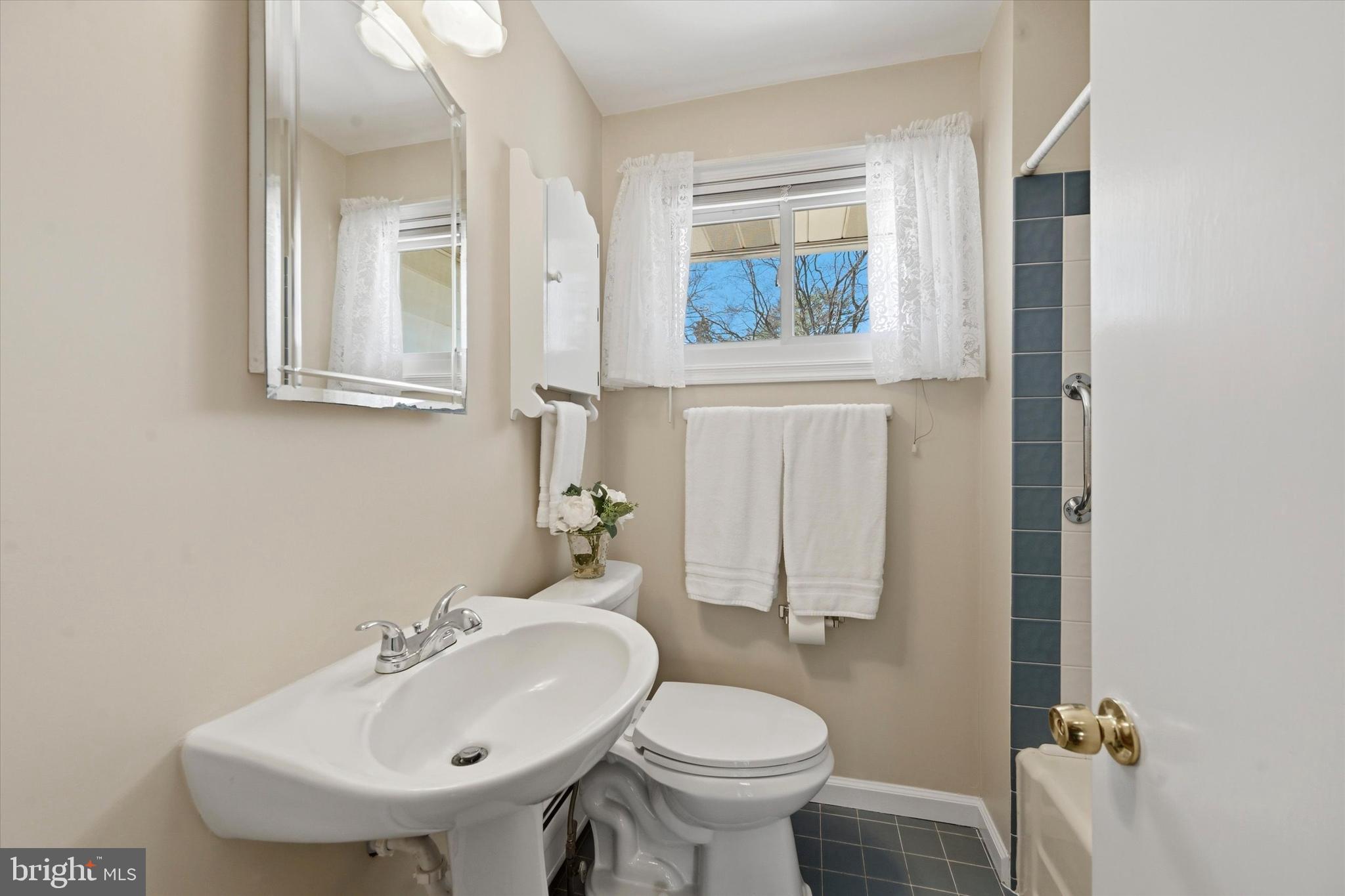 51 Rampart East Media, PA 19063 - Photo 16 of 48