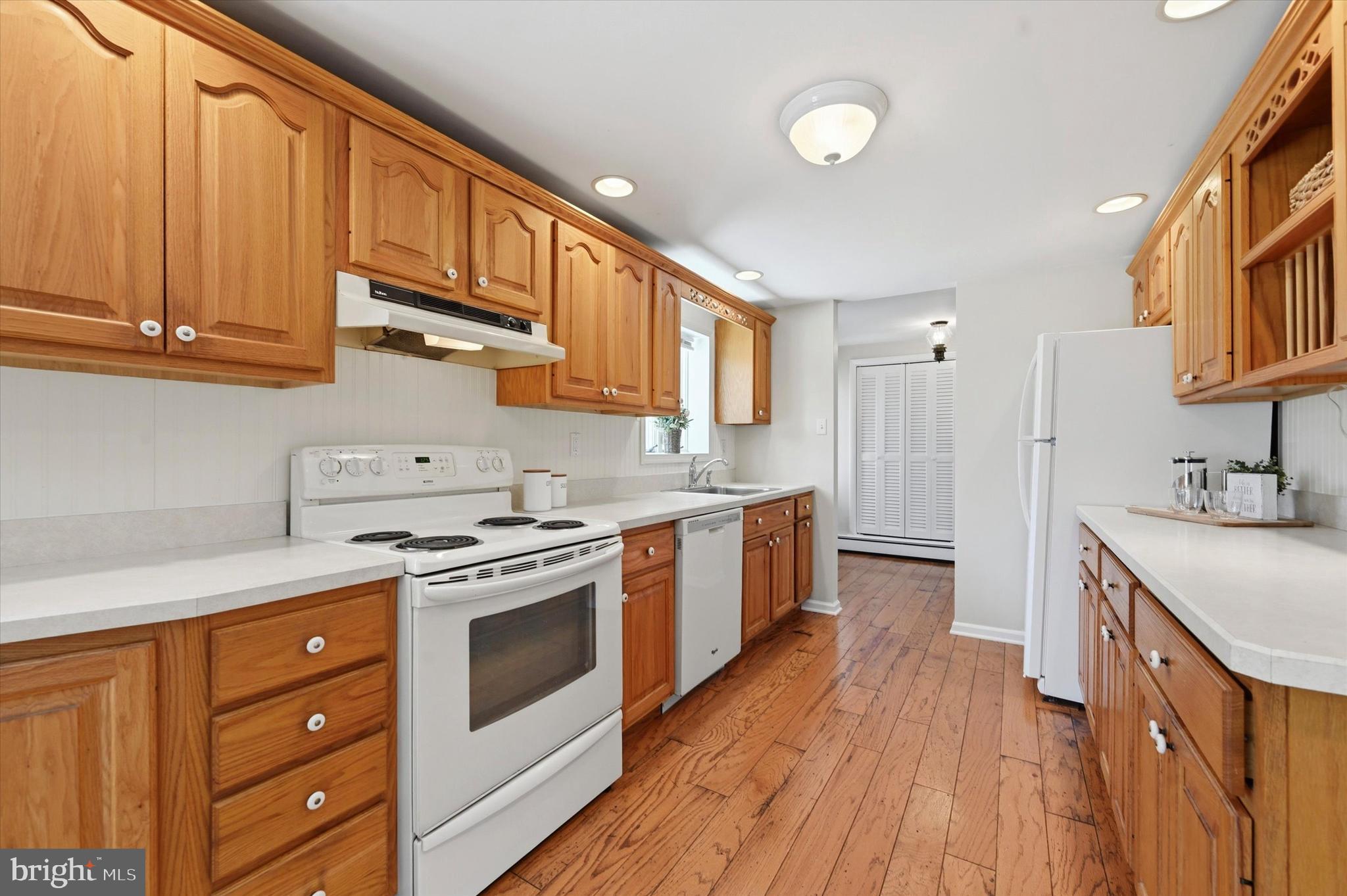 51 Rampart East Media, PA 19063 - Photo 7 of 48