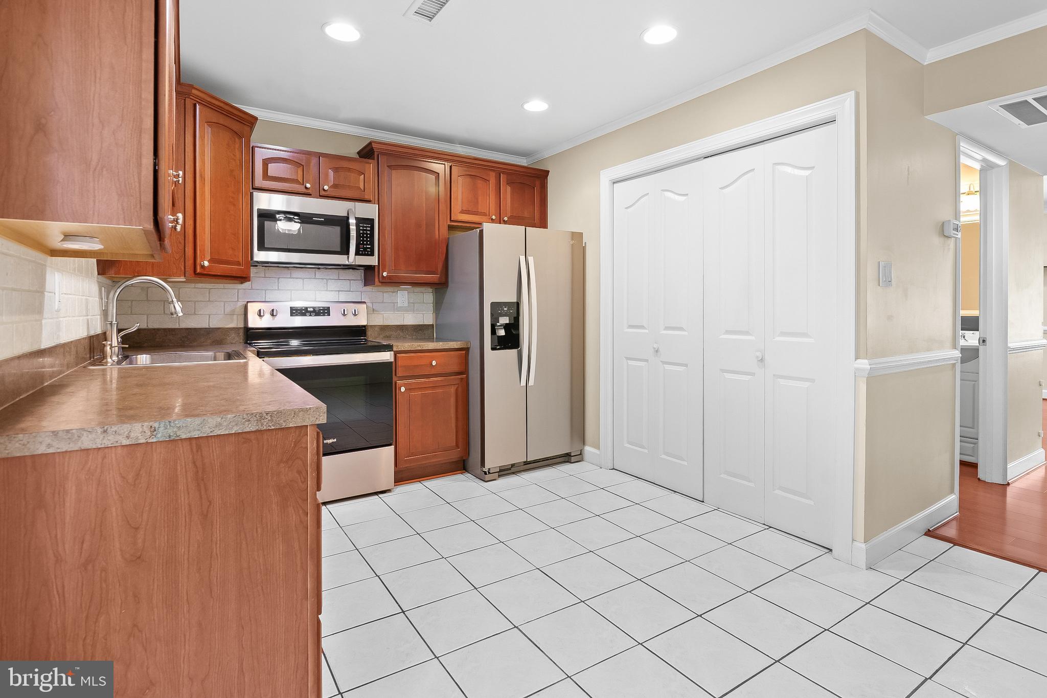 2208 Notely Lane Crofton, MD 21114 - Photo 8 of 27