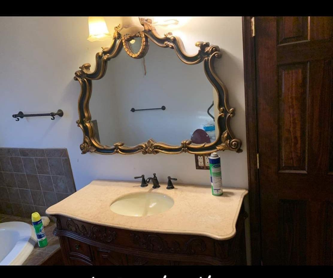 7785 Cream Alley Road Jeffersonville, KY 40337 - Photo 18 of 37 Upstairs bathroom.