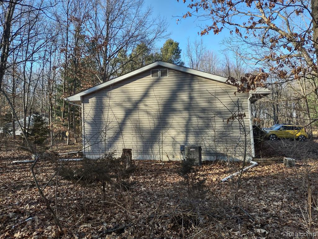 15056 South Duffield Road Byron, MI 48418 - Photo 19 of 23