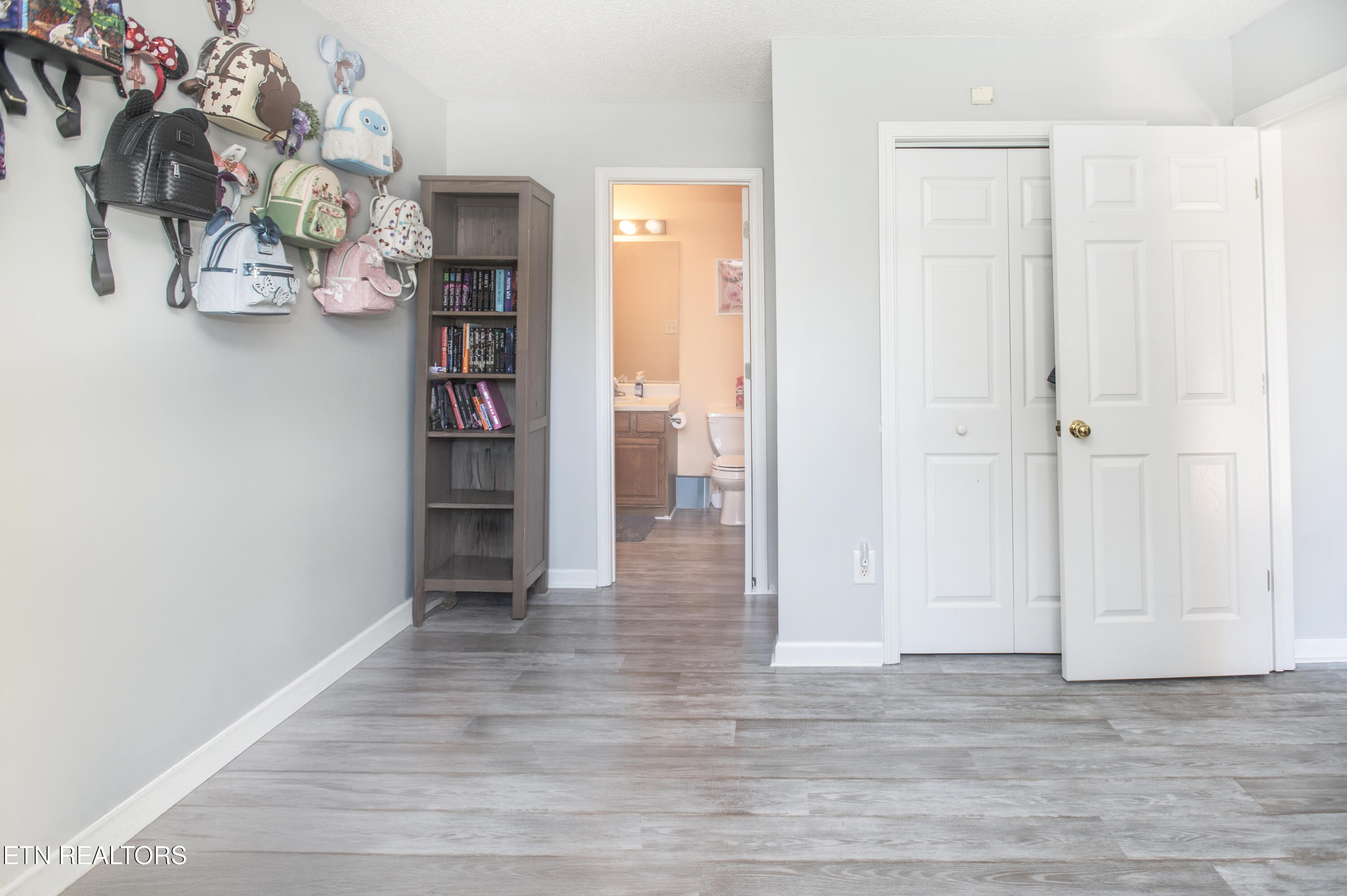 369 Hawthorne Oaks Way Powell, TN 37849 - Photo 5 of 16 Bedroom 2