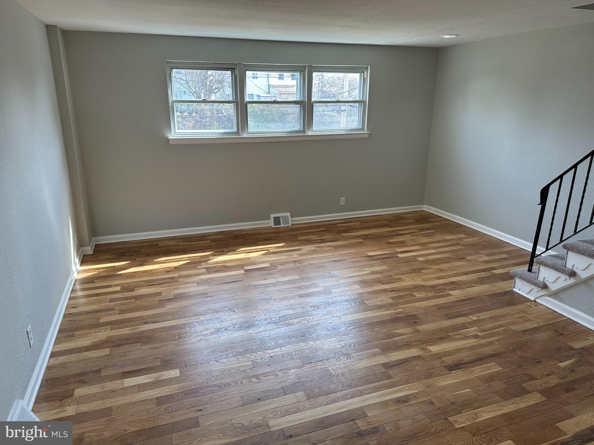 2817 Sebring Road Philadelphia, PA 19152 - Photo 8 of 20 Gallery Image 8