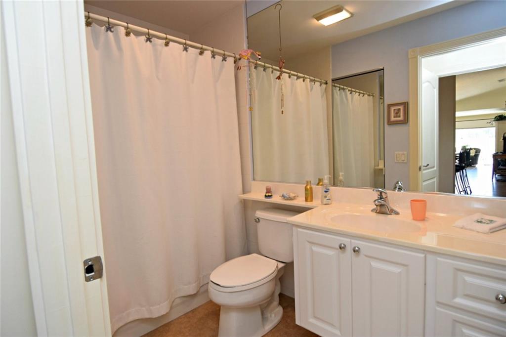 978 Southwest Balmoral Trace Stuart, FL 34997 - Photo 20 of 32 Gallery Image 20