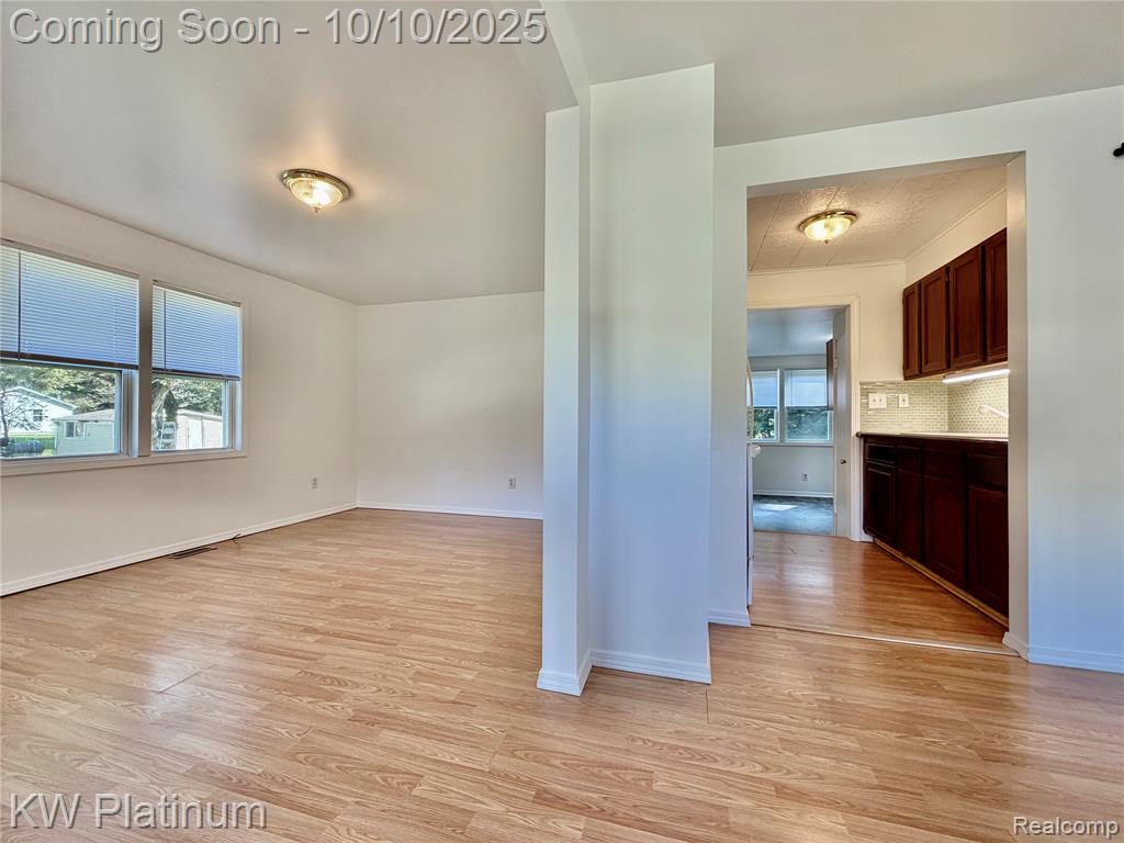 6493 Benoit Road Algonac, MI 48001 - Photo 4 of 21