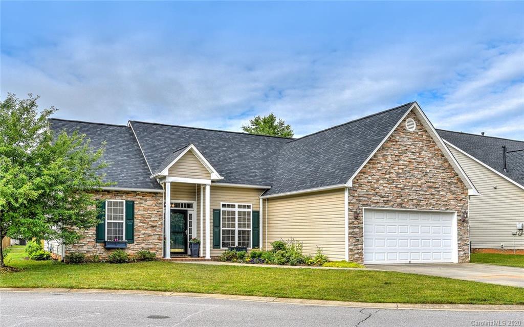 49 Summer Meadow Road Arden, NC 28704 - Photo 1 of 32 Gallery Image 1