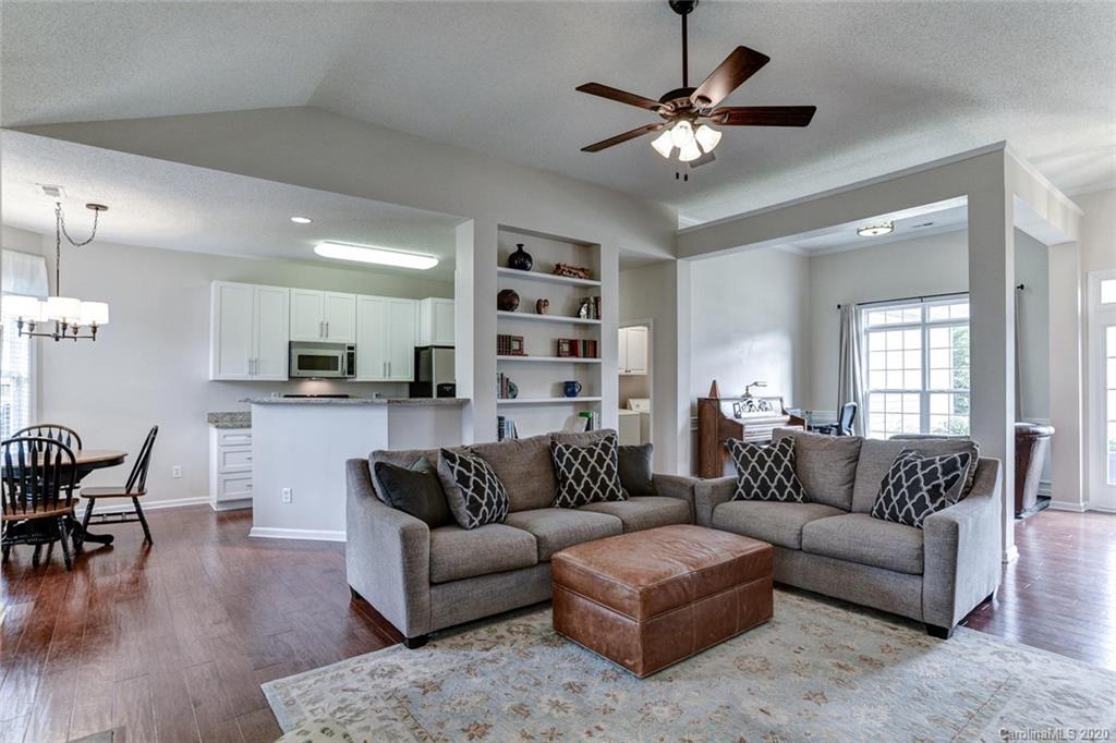 49 Summer Meadow Road Arden, NC 28704 - Photo 4 of 32 Gallery Image 4