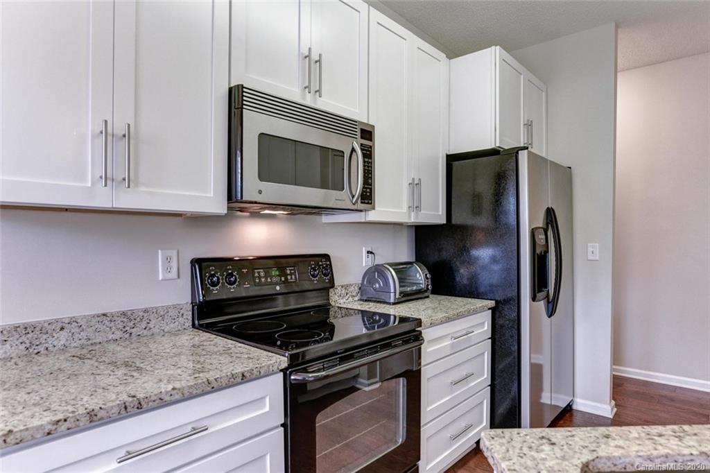 49 Summer Meadow Road Arden, NC 28704 - Photo 9 of 32 Gallery Image 9