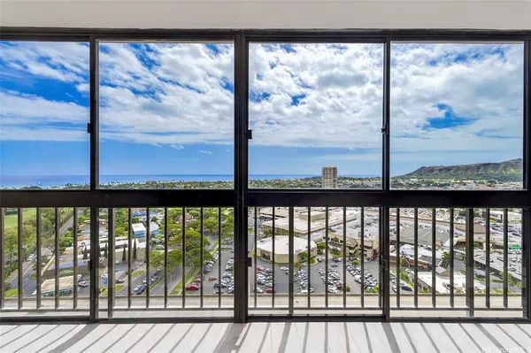 $588,000 | 4300 Waialae Avenue, Unit A2002, Honolulu, HI 96816