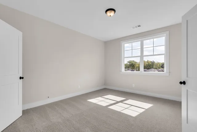 $824,990 | 7253 Fairlawn Drive, Fairview, TN 37062