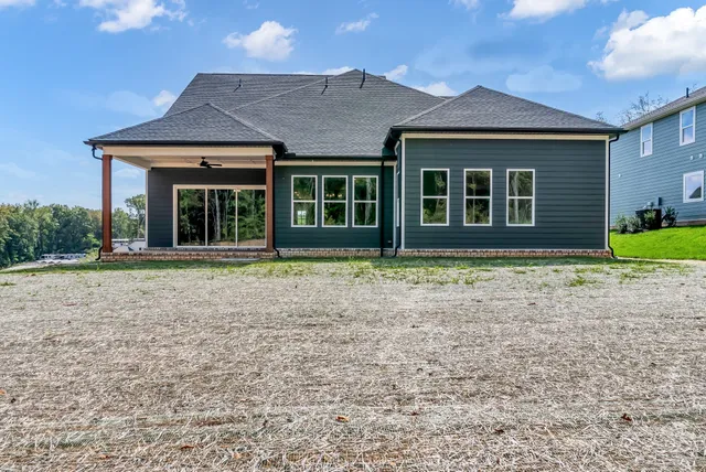 $824,990 | 7253 Fairlawn Drive, Fairview, TN 37062