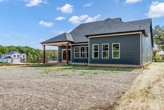 $824,990 | 7253 Fairlawn Drive, Fairview, TN 37062