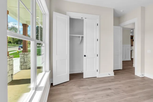 $824,990 | 7253 Fairlawn Drive, Fairview, TN 37062