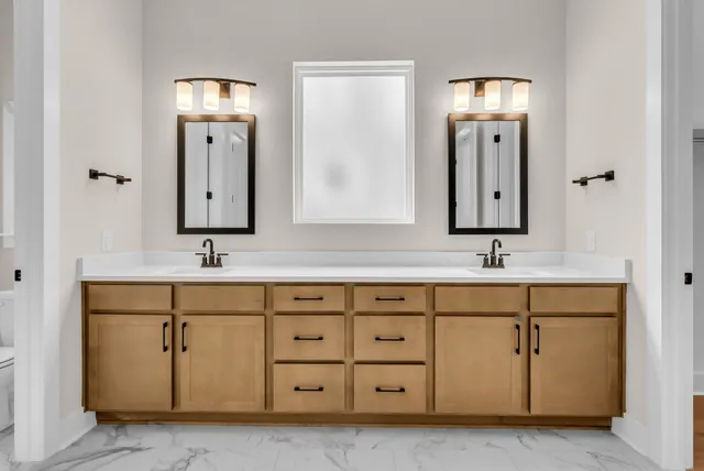 $824,990 | 7253 Fairlawn Drive, Fairview, TN 37062