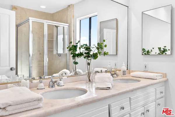 $1,595,000 | 1207 California Avenue, Santa Monica, CA 90403