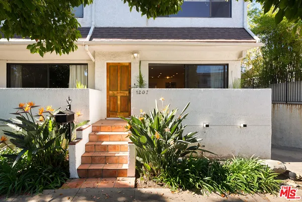 $1,595,000 | 1207 California Avenue, Santa Monica, CA 90403