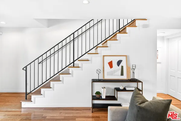 $1,595,000 | 1207 California Avenue, Santa Monica, CA 90403