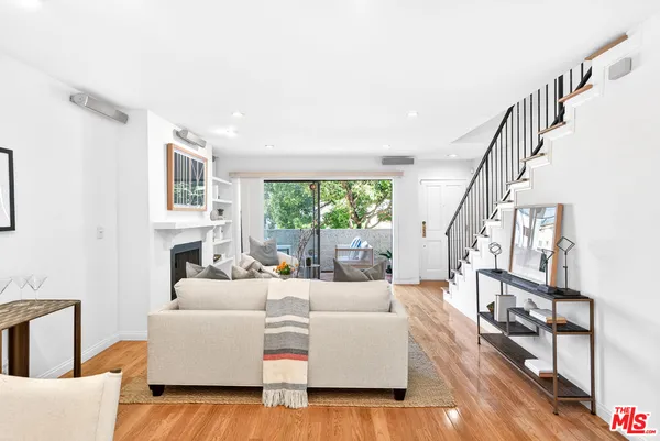 $1,595,000 | 1207 California Avenue, Santa Monica, CA 90403