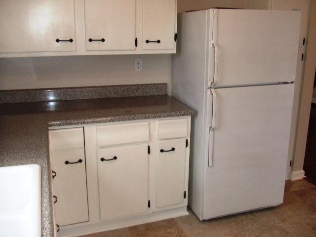 183 Topsfield Road Columbus, OH 43228 - Photo 14 of 17 Gallery Image 14