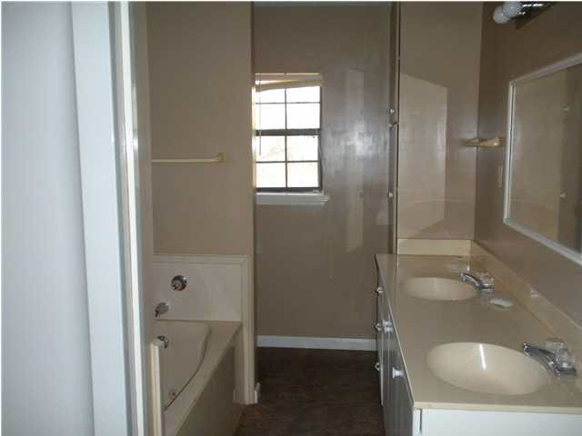 1013 Henry Road Crystal Springs, MS 39059 - Photo 7 of 10 Photo 7