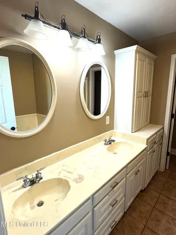 $199,900 | 1017 Hidden Meadow Lane, Summit, MS 39666