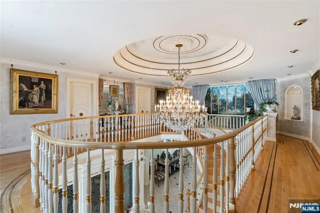 $2,500,000 | 12 East Saddle River Road, Saddle River, NJ 07458