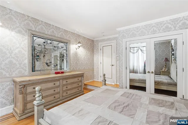 $2,500,000 | 12 East Saddle River Road, Saddle River, NJ 07458