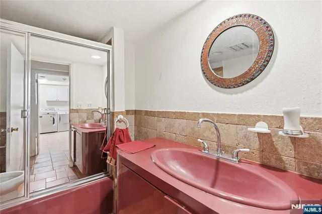 $2,500,000 | 12 East Saddle River Road, Saddle River, NJ 07458