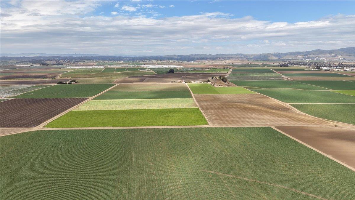 30 San Jon Road Salinas, CA 93907 - Photo 8 of 31