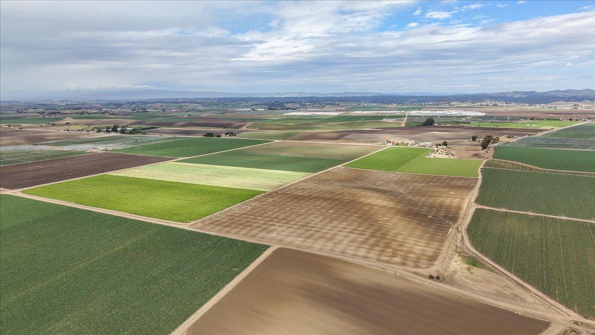 30 San Jon Road Salinas, CA 93907 - Photo 9 of 31