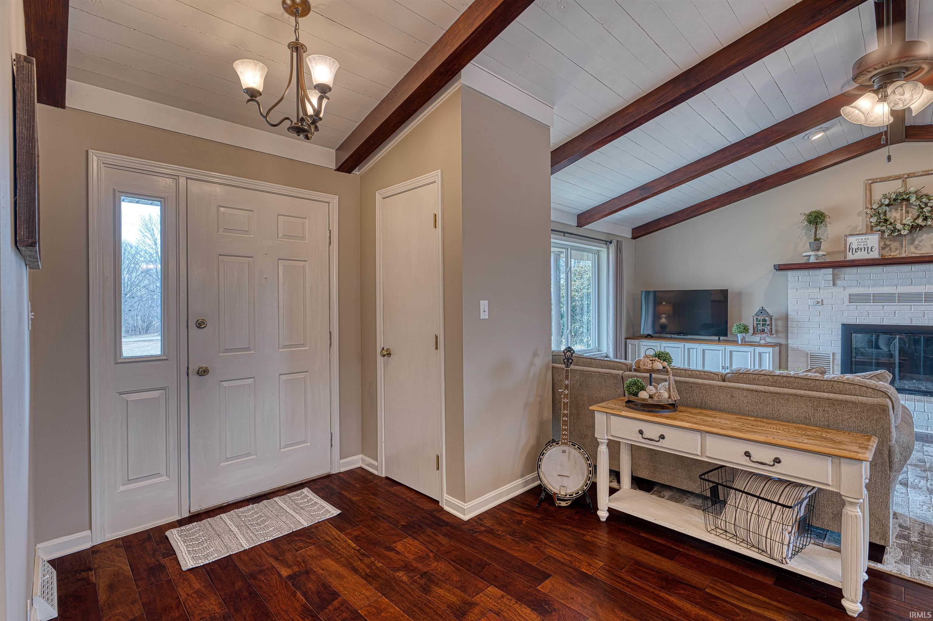 1599 Country Road Boonville, IN 47601 - Photo 2 of 35 Gallery Image 2