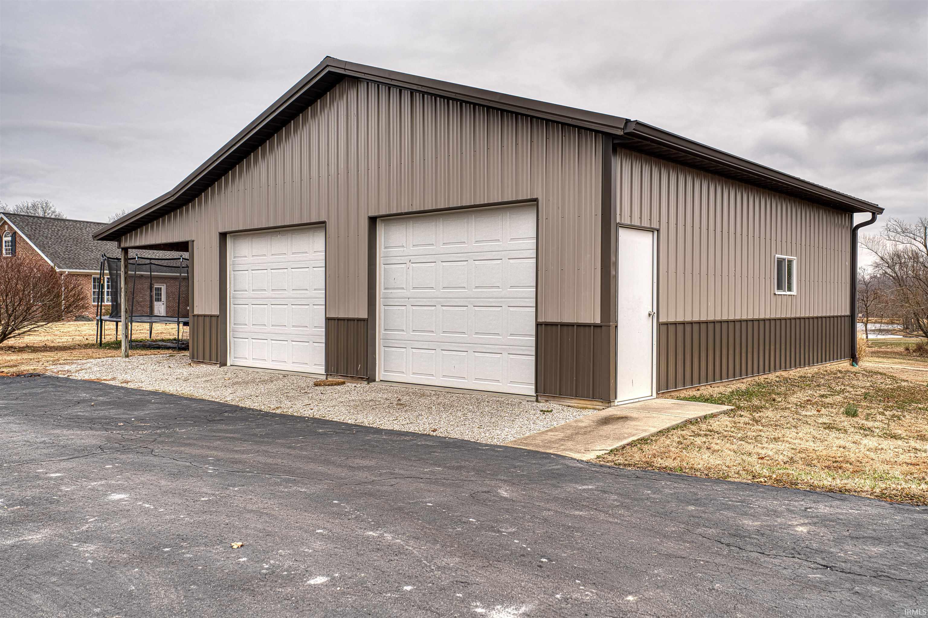 1599 Country Road Boonville, IN 47601 - Photo 32 of 35 Gallery Image 32