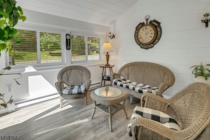 44 Old Army Road Bernardsville, NJ 07924 - Photo 10 of 29 Gallery Image 10