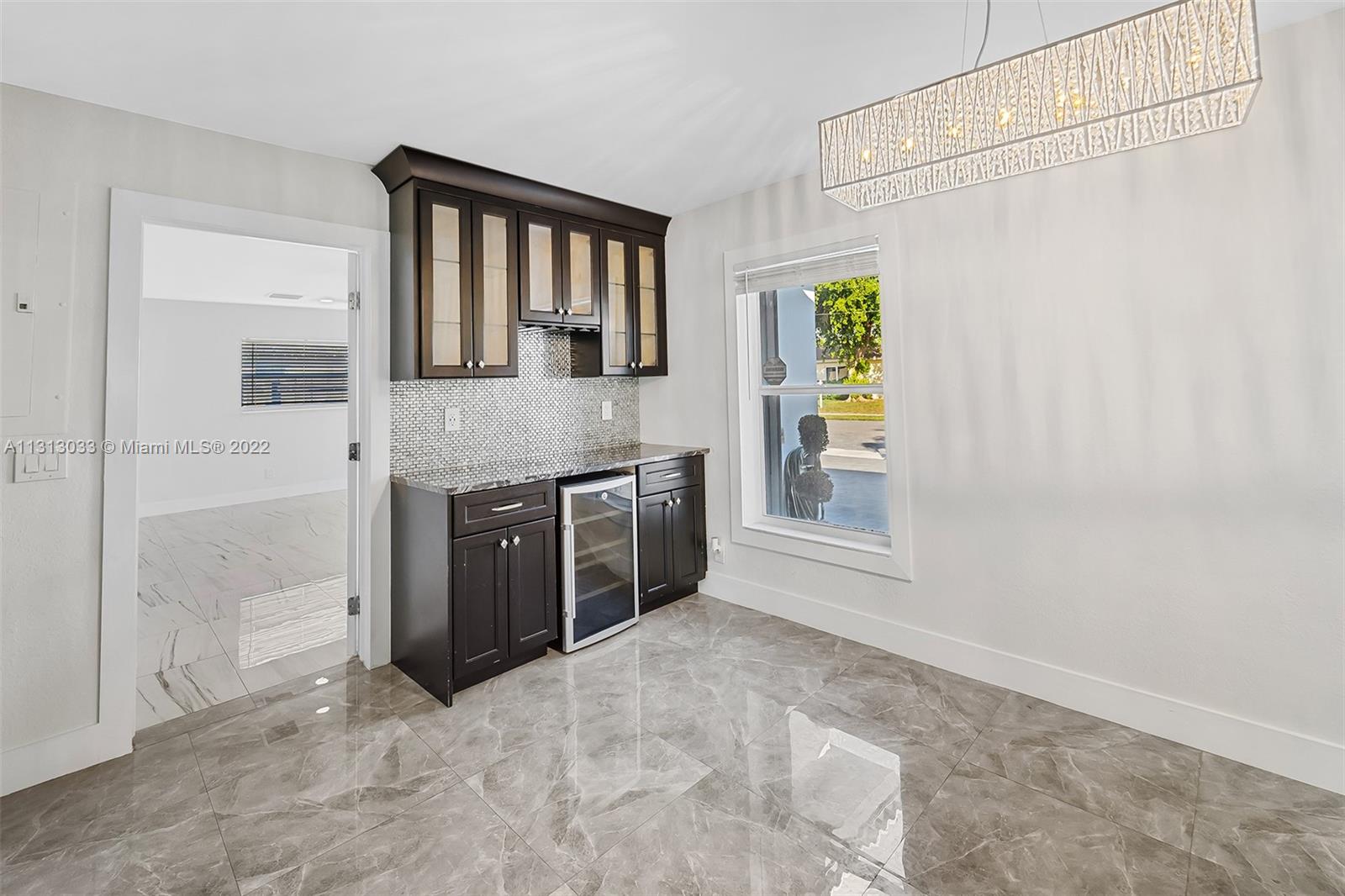 585 Northwest 15th Avenue Boca Raton, FL 33486 - Photo 11 of 55 Gallery Image 11