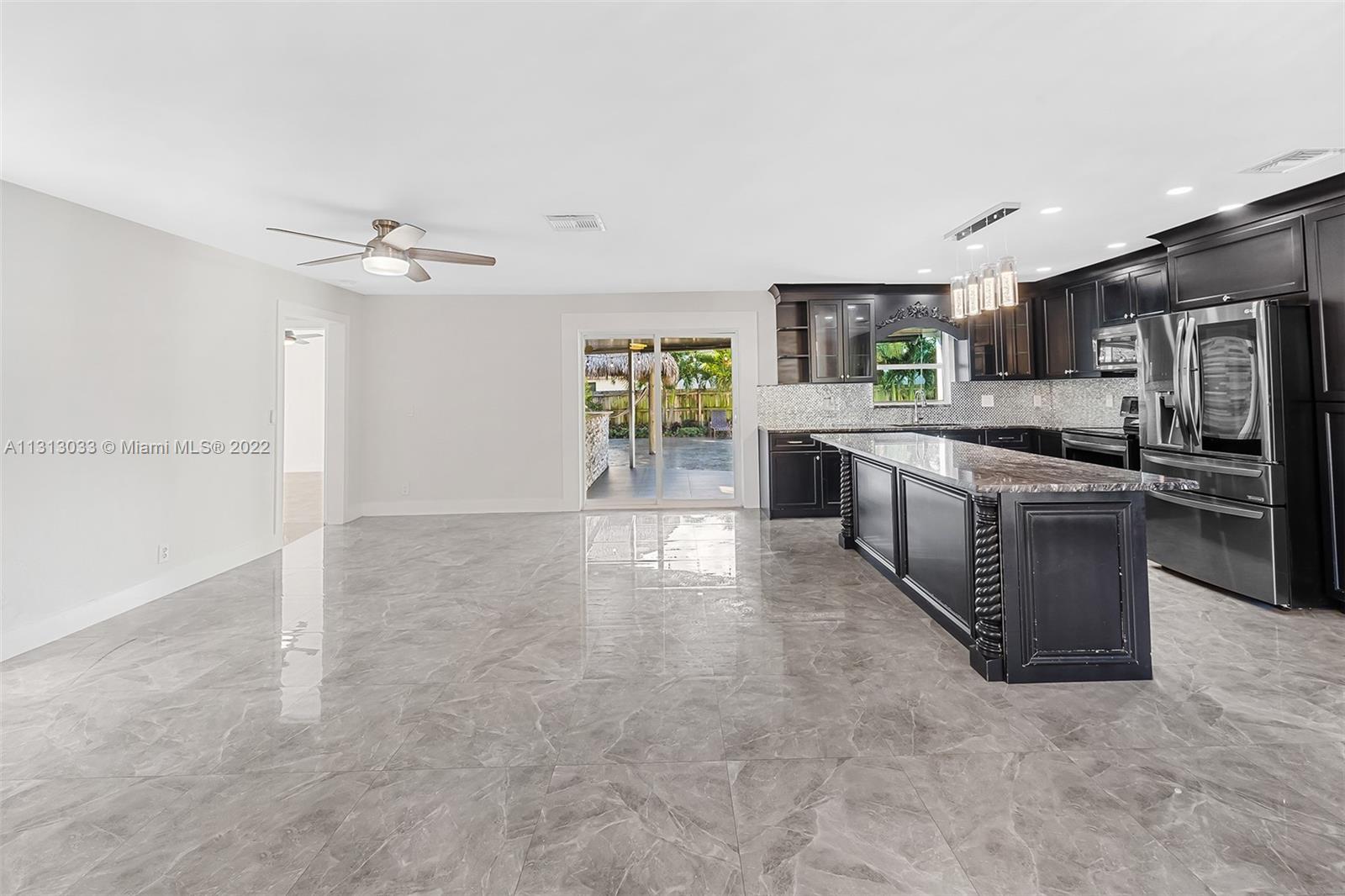 585 Northwest 15th Avenue Boca Raton, FL 33486 - Photo 8 of 55 Gallery Image 8
