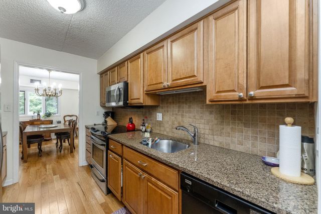 $350,000 | 104 Summit Drive, Unit B104, Bryn Mawr, PA 19010