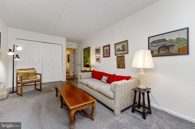 $350,000 | 104 Summit Drive, Unit B104, Bryn Mawr, PA 19010