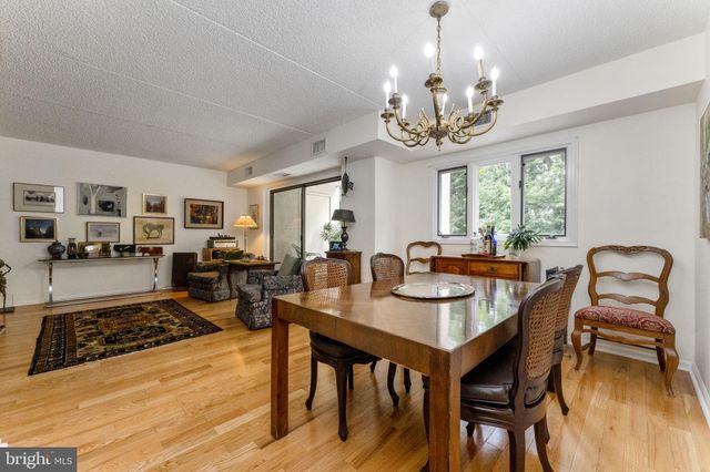 $350,000 | 104 Summit Drive, Unit B104, Bryn Mawr, PA 19010