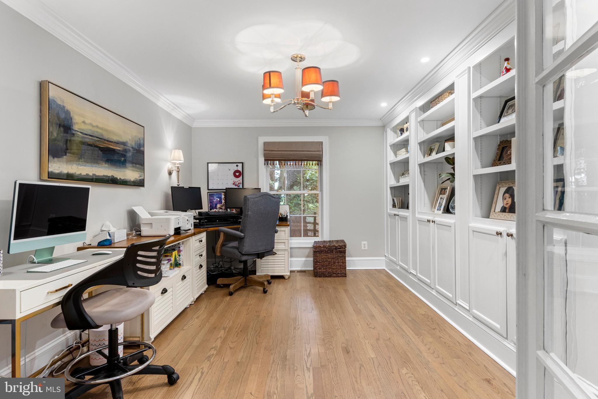 2 Private Way Wayne, PA 19087 - Photo 23 of 61 1st floor home office with built ins