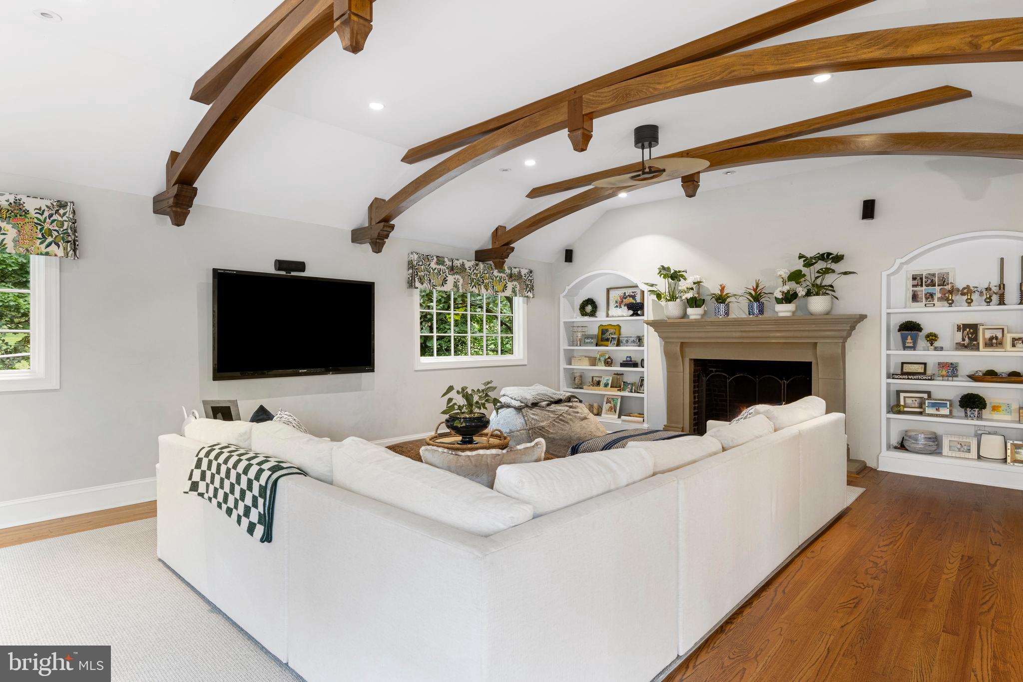 2 Private Way Wayne, PA 19087 - Photo 24 of 61 2nd floor family room with soaring ceilings