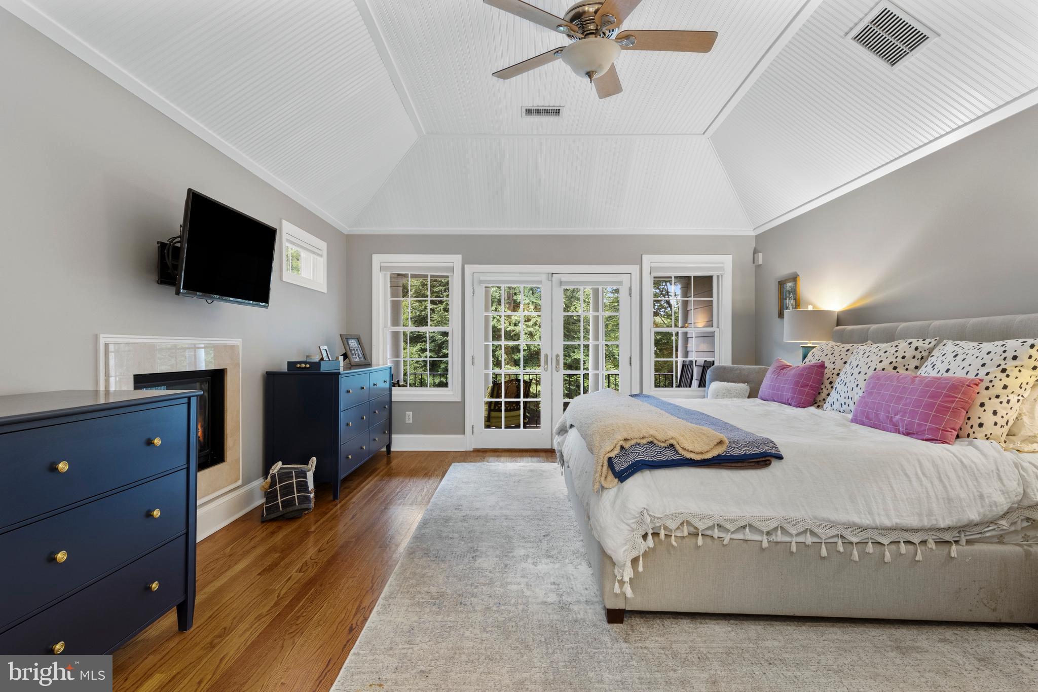 2 Private Way Wayne, PA 19087 - Photo 30 of 61 Owners suite