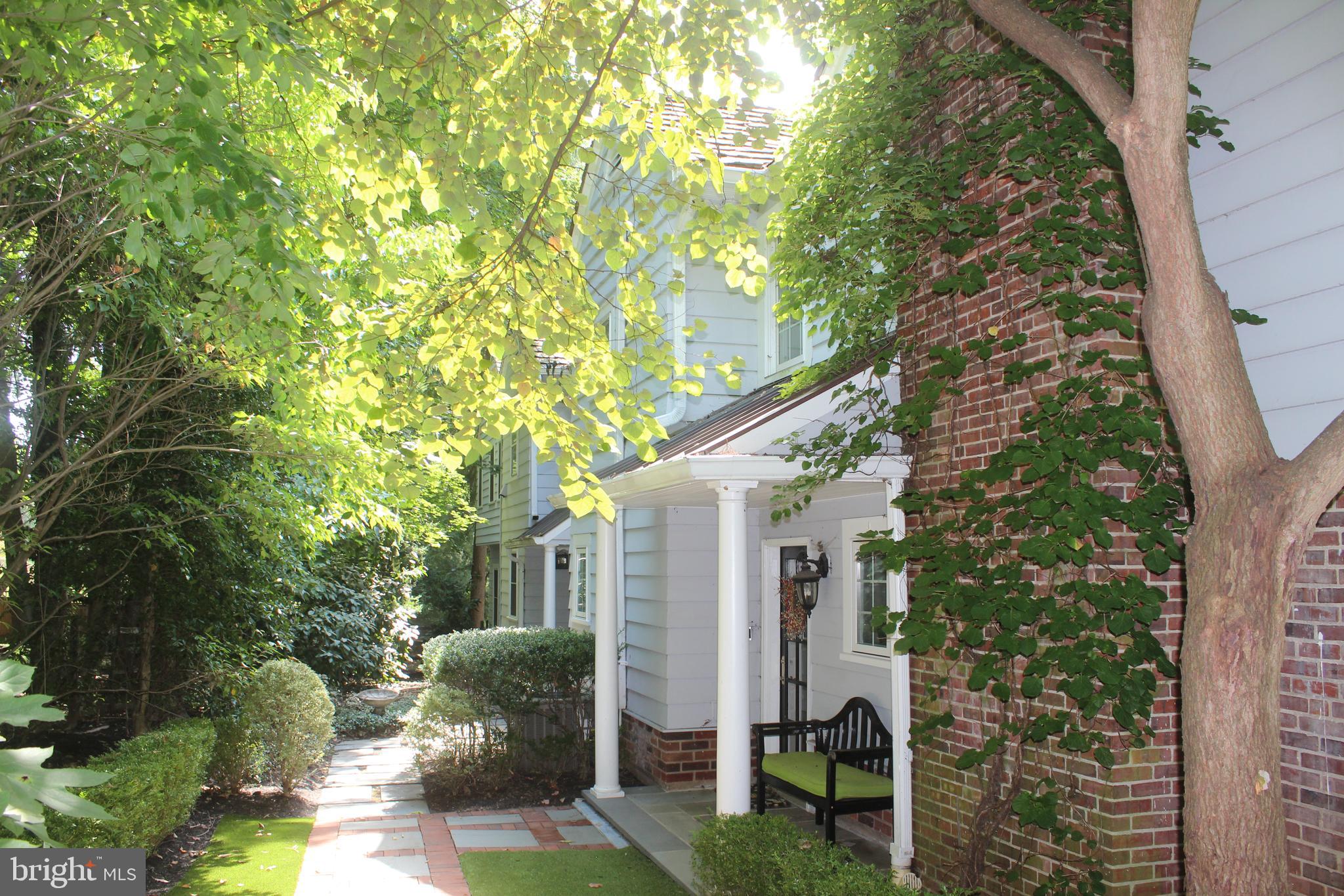 2 Private Way Wayne, PA 19087 - Photo 3 of 61 Formal Entrance