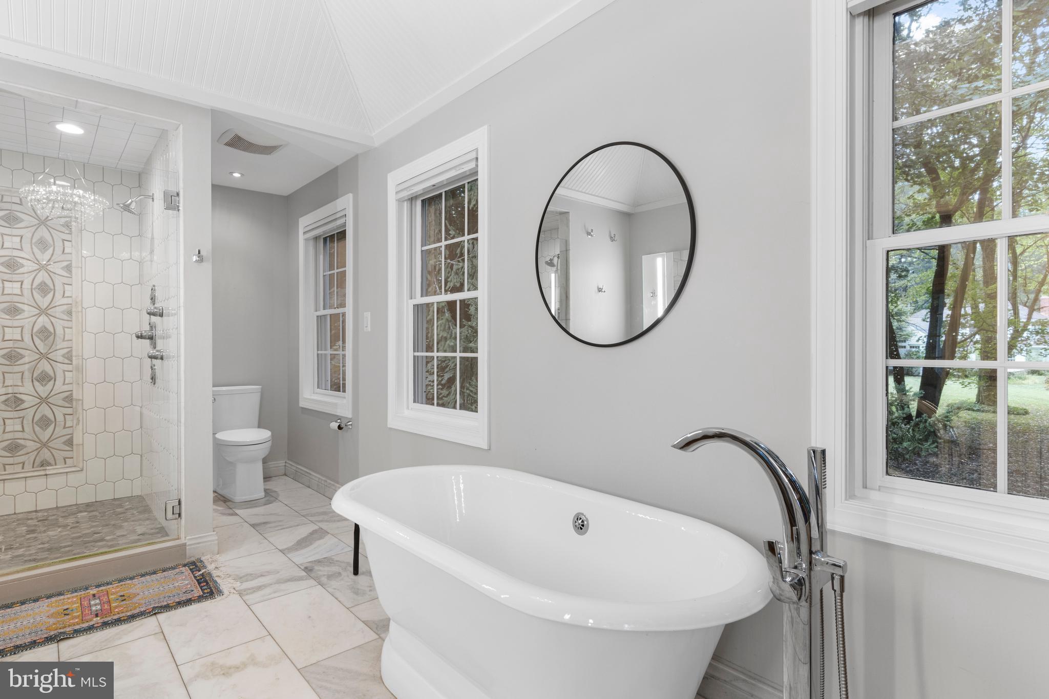 2 Private Way Wayne, PA 19087 - Photo 33 of 61 Soaking tub