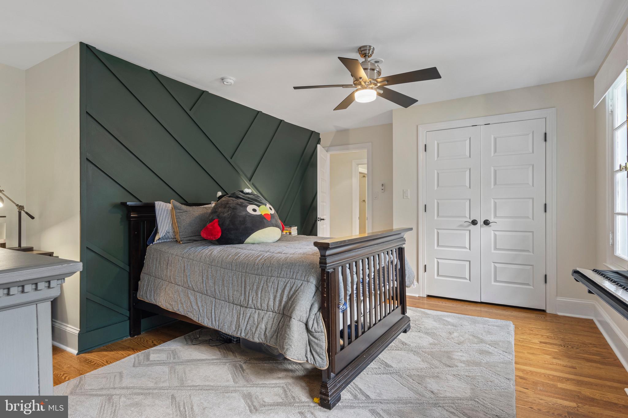 2 Private Way Wayne, PA 19087 - Photo 39 of 61 Bedroom #3 with feature wall