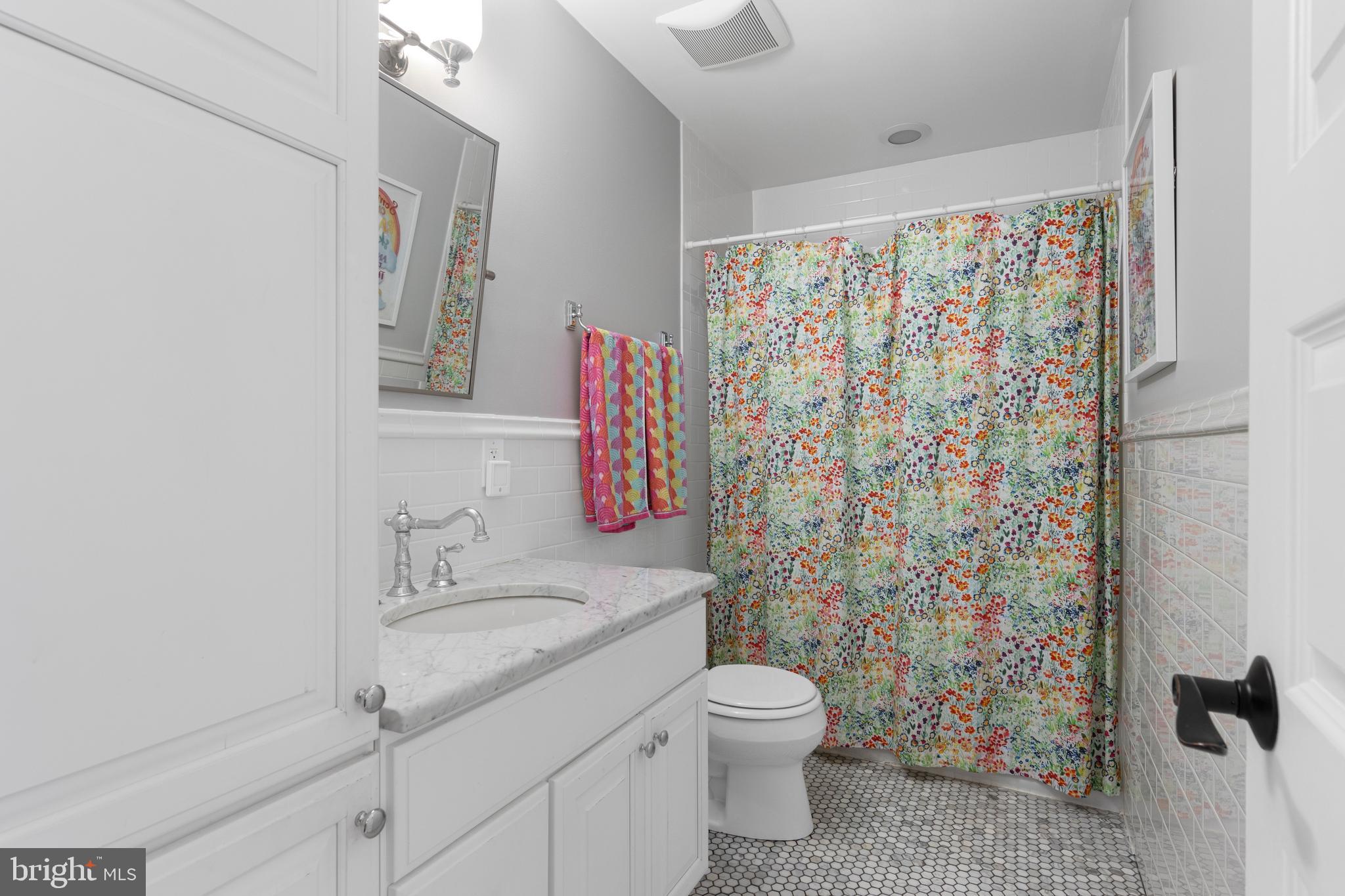 2 Private Way Wayne, PA 19087 - Photo 41 of 61 Bedroom #4 ensuite bath