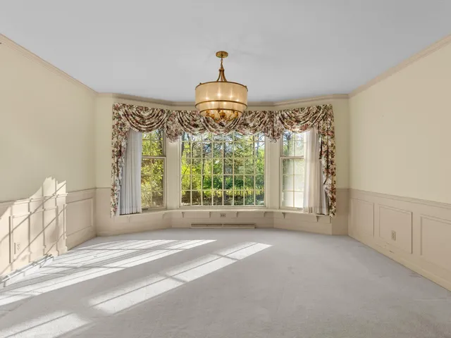 $579,000 | 1127 Tanglewood Road, Manitowoc, WI 54220